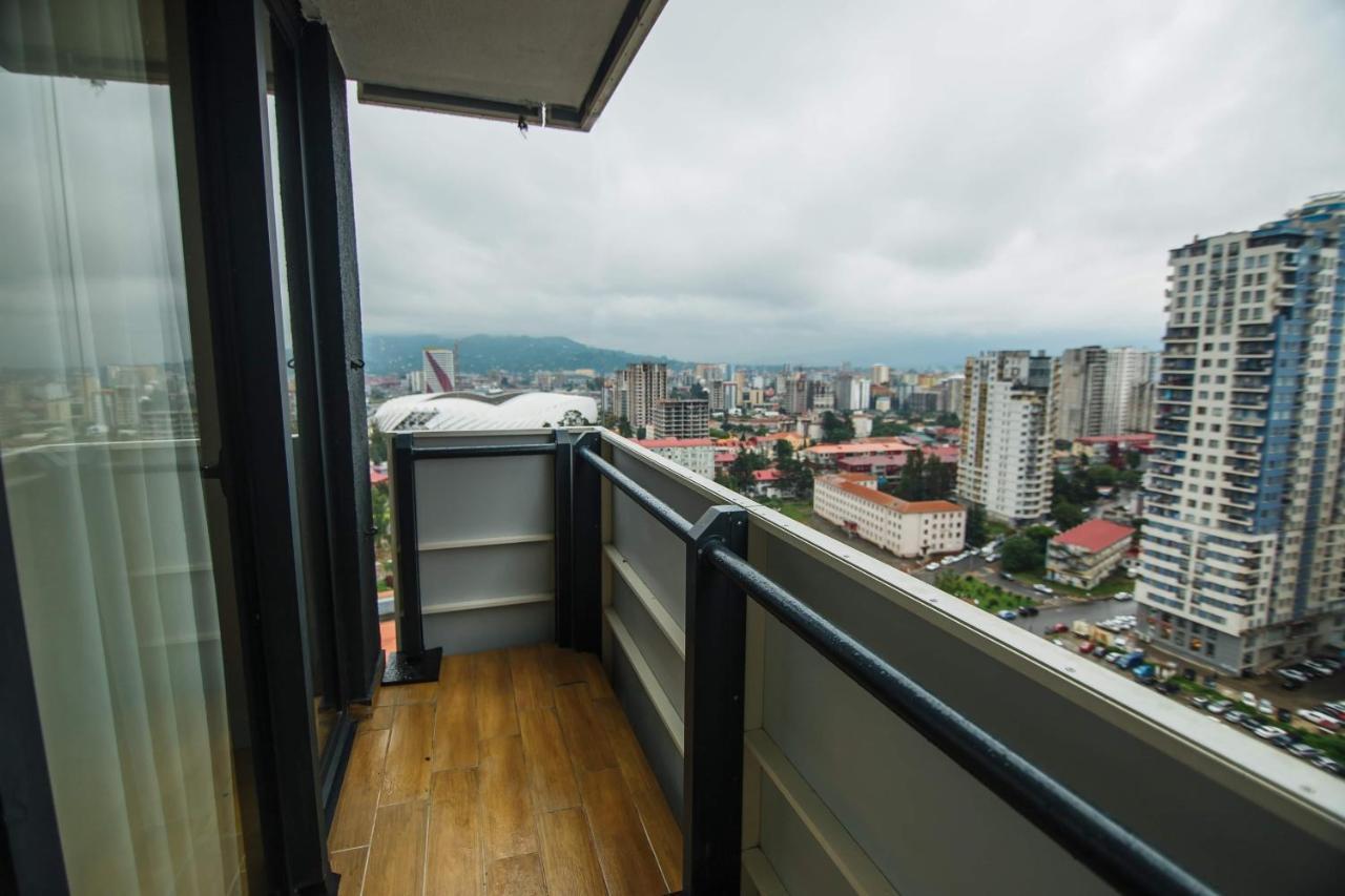 Orbi City Center Suite Batoemi Buitenkant foto