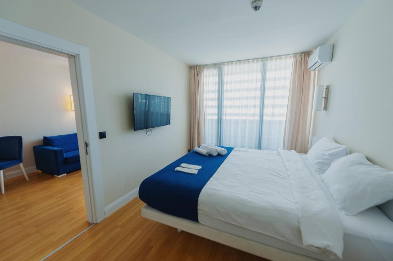 Orbi City Center Suite Batoemi Buitenkant foto