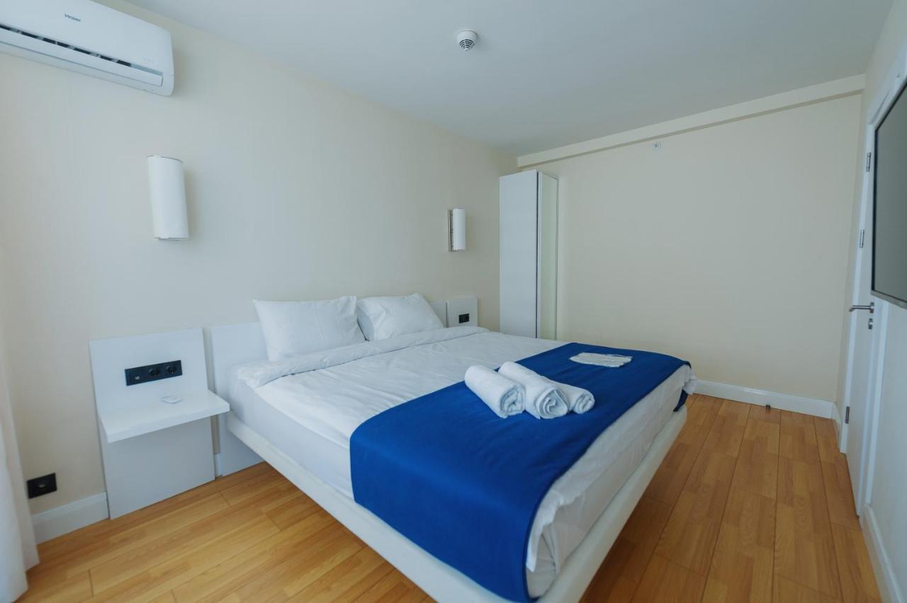 Orbi City Center Suite Batoemi Buitenkant foto