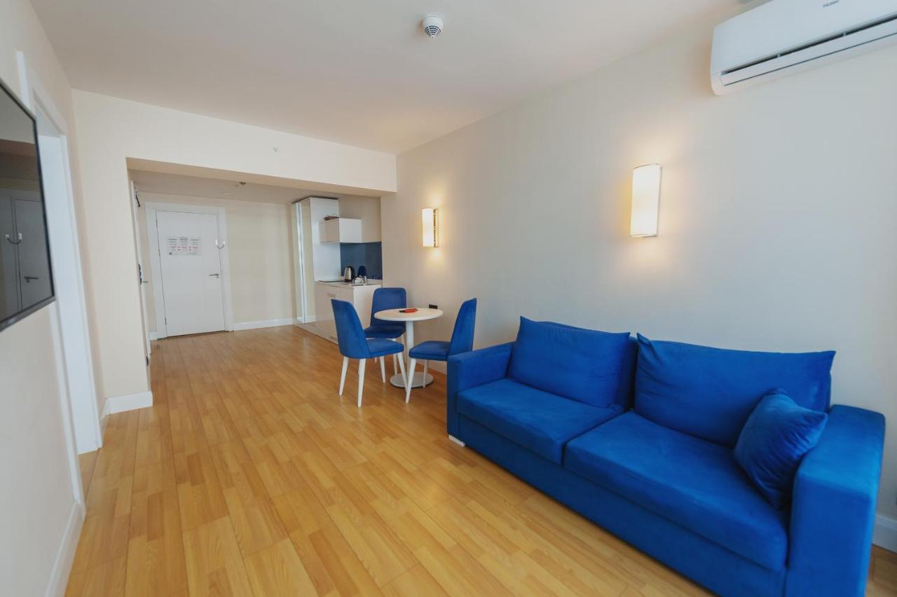 Orbi City Center Suite Batoemi Buitenkant foto